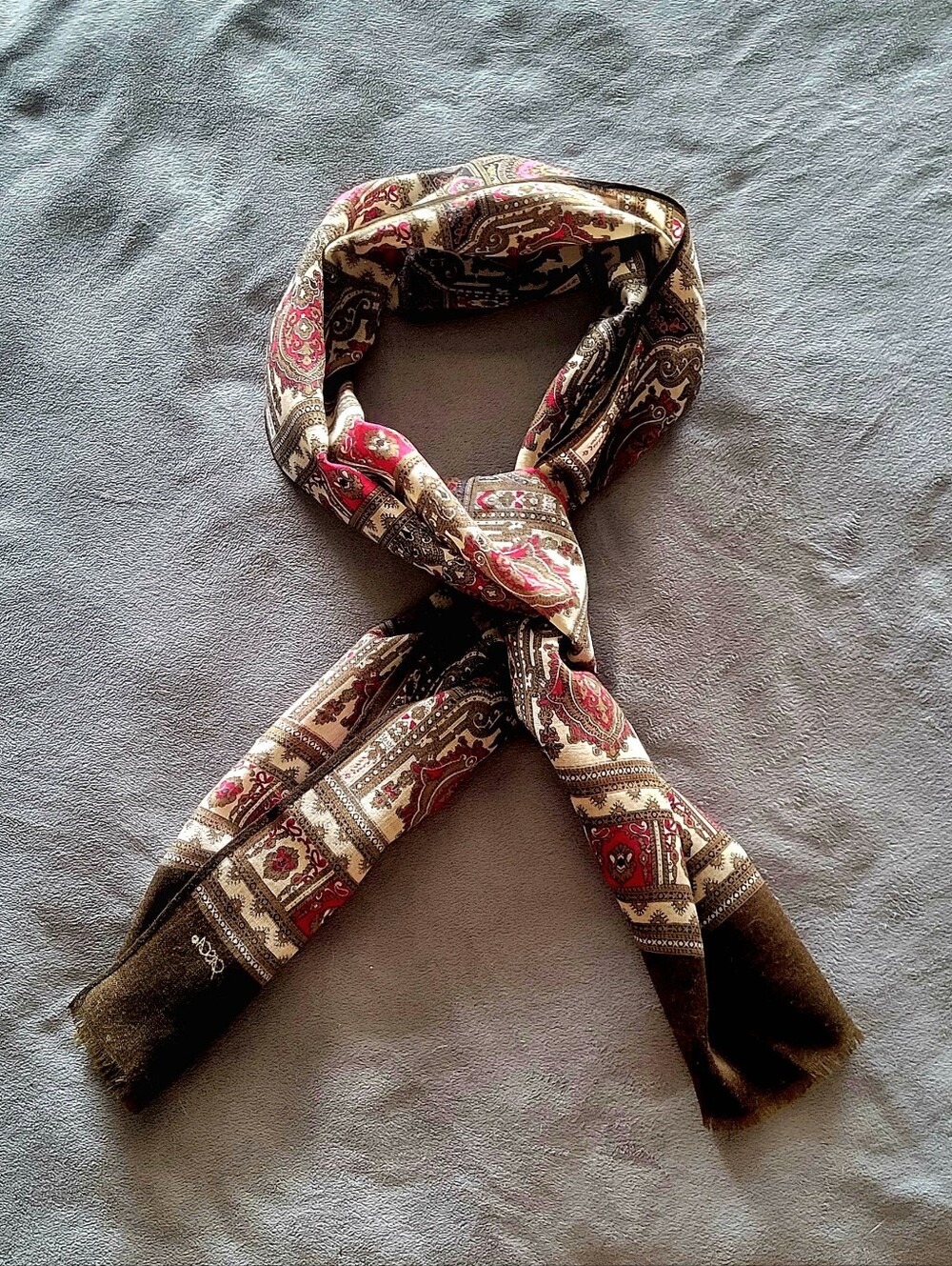 Vintage 100% Wool Casca For Magid Scarf